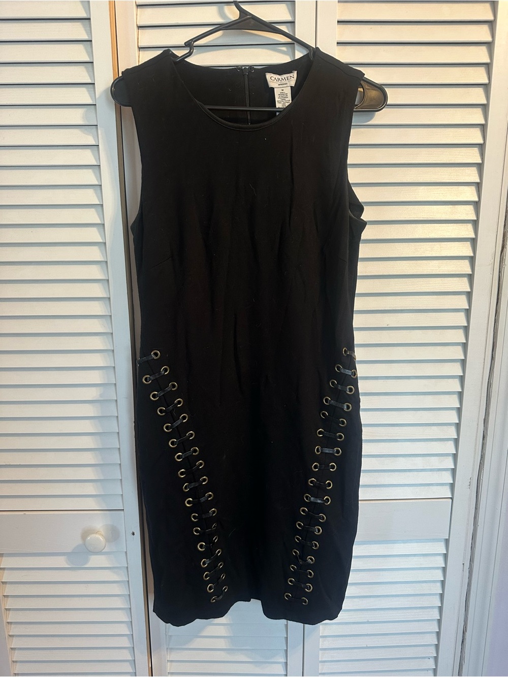 Carmen Marc Valvo Black Sleeveless Sheath Dress with Eyelet Lace-Up Detail